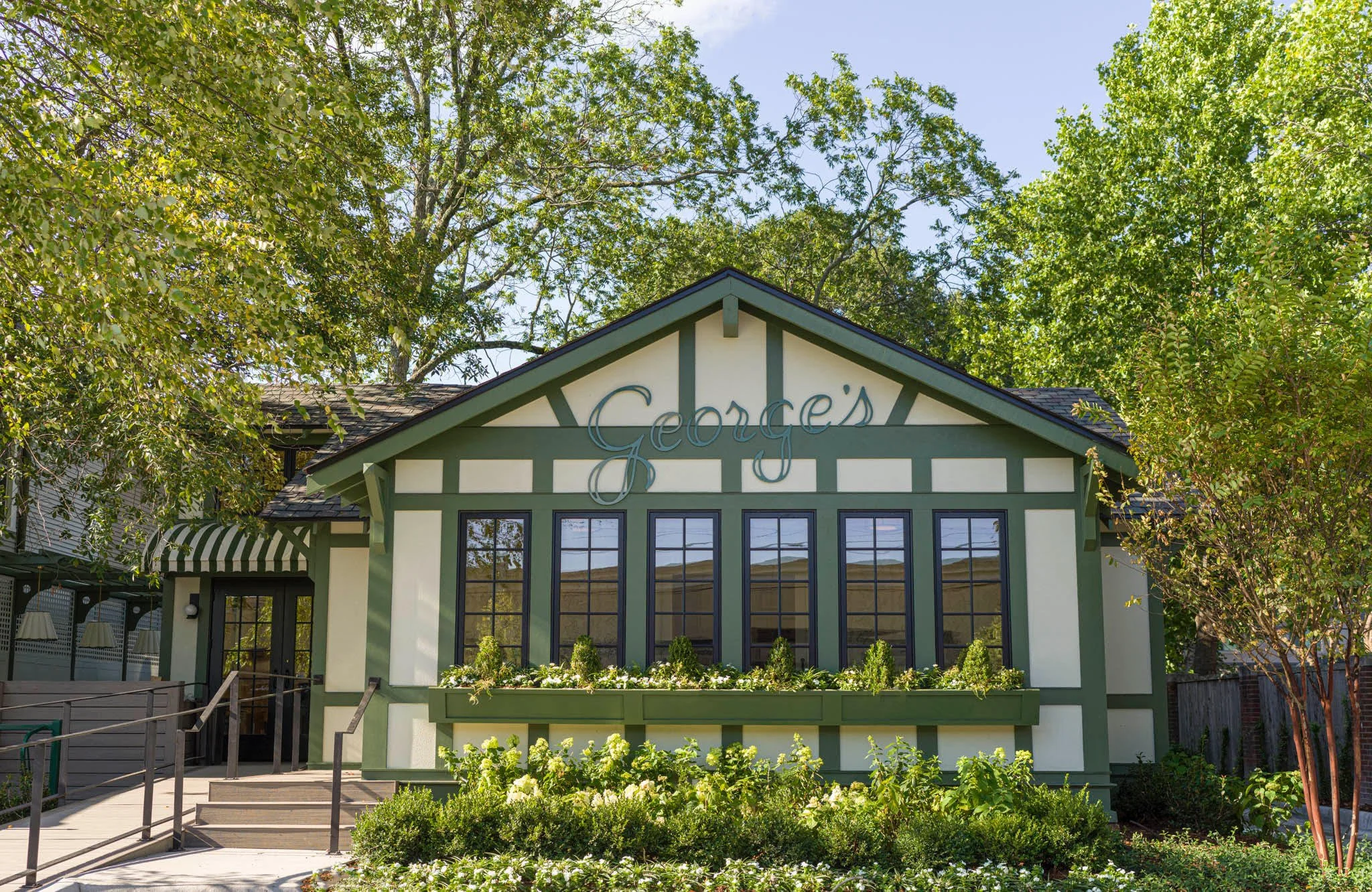 George’s Little Rock